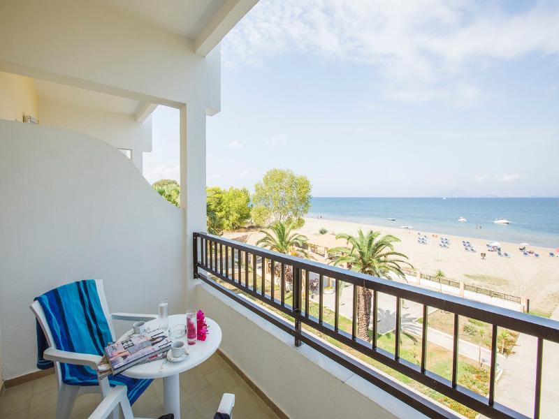 Island Beach Resort (Adults Only) Κάβος Εξωτερικό φωτογραφία